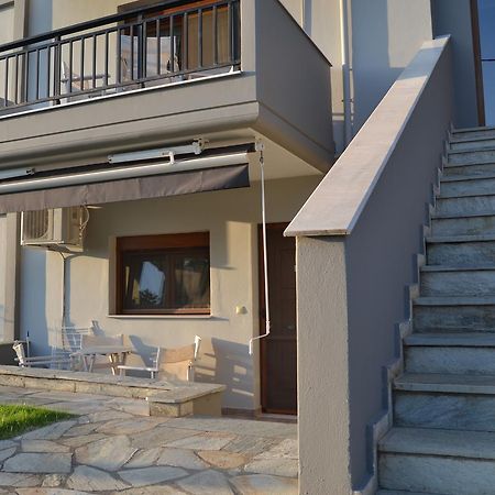 Grey House Apartments Nikiti  Esterno foto