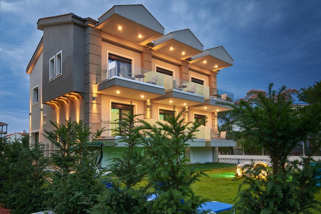 Grey House Apartments Nikiti  Esterno foto