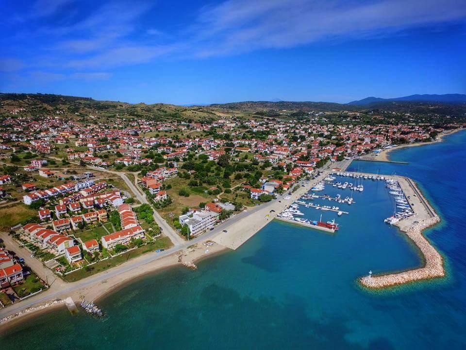 Grey House Apartments Nikiti  Esterno foto