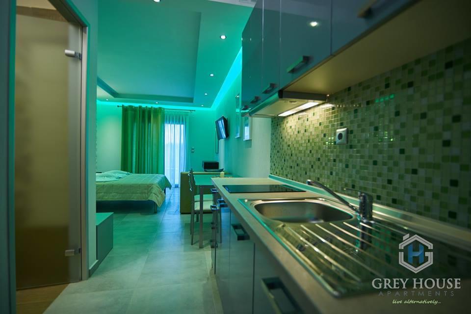 Grey House Apartments Nikiti  Esterno foto