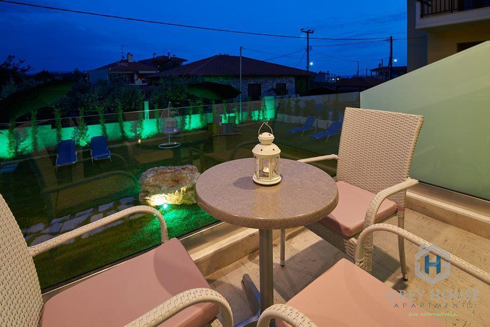 Grey House Apartments Nikiti  Esterno foto