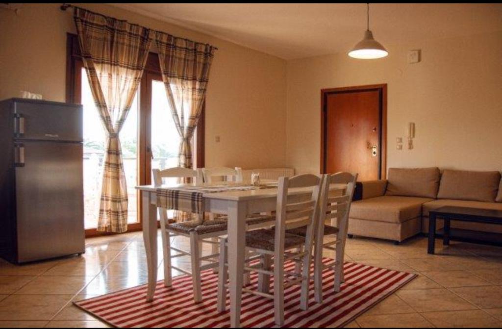Grey House Apartments Nikiti  Esterno foto